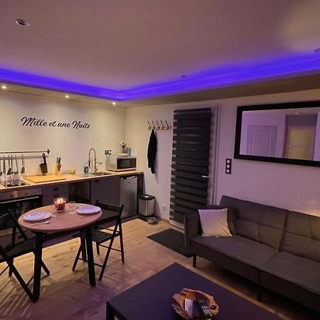Mille Et Une Nuit, Appartement Classe 3 Etoiles En Rdc Avec Exterieur Et Parking Dole Eksteriør bilde